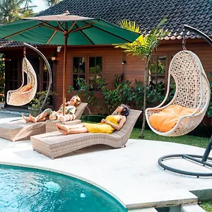 villa-waturenggong-ubud.ubudhotelsnow.com/