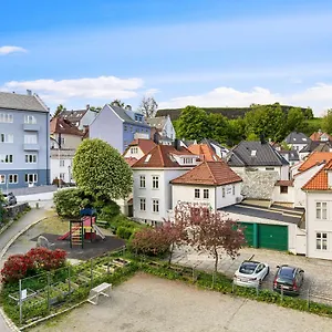 Behind Bryggen - Renovated - Budget Friendly , Bergen Norvegia