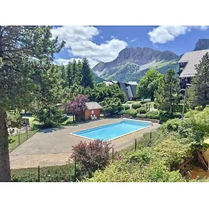 studio-mansard-de-18-m2-avec-piscine-prive.hotels-rhonealpes.com/