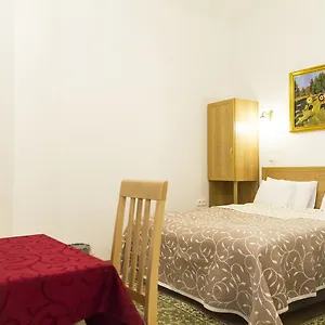 Authentic Akacfa Apartment